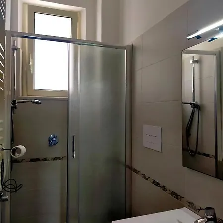 Scilla Holiday Home * Scilla