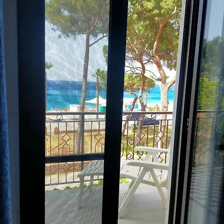Scilla Holiday Home * Scilla